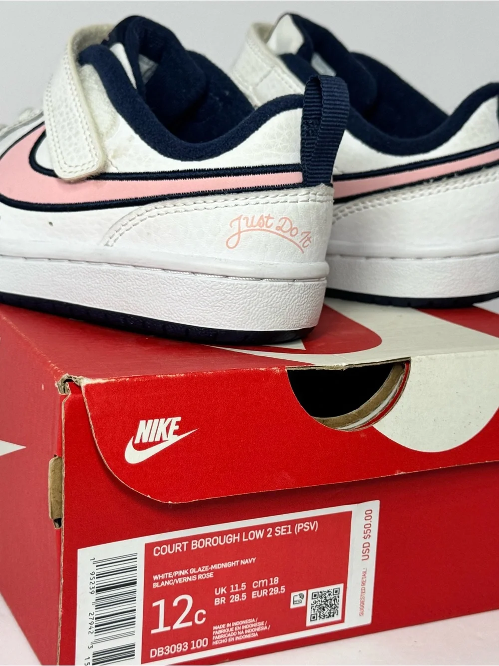 Nike White and Pink Kids Low-Top Sneakers